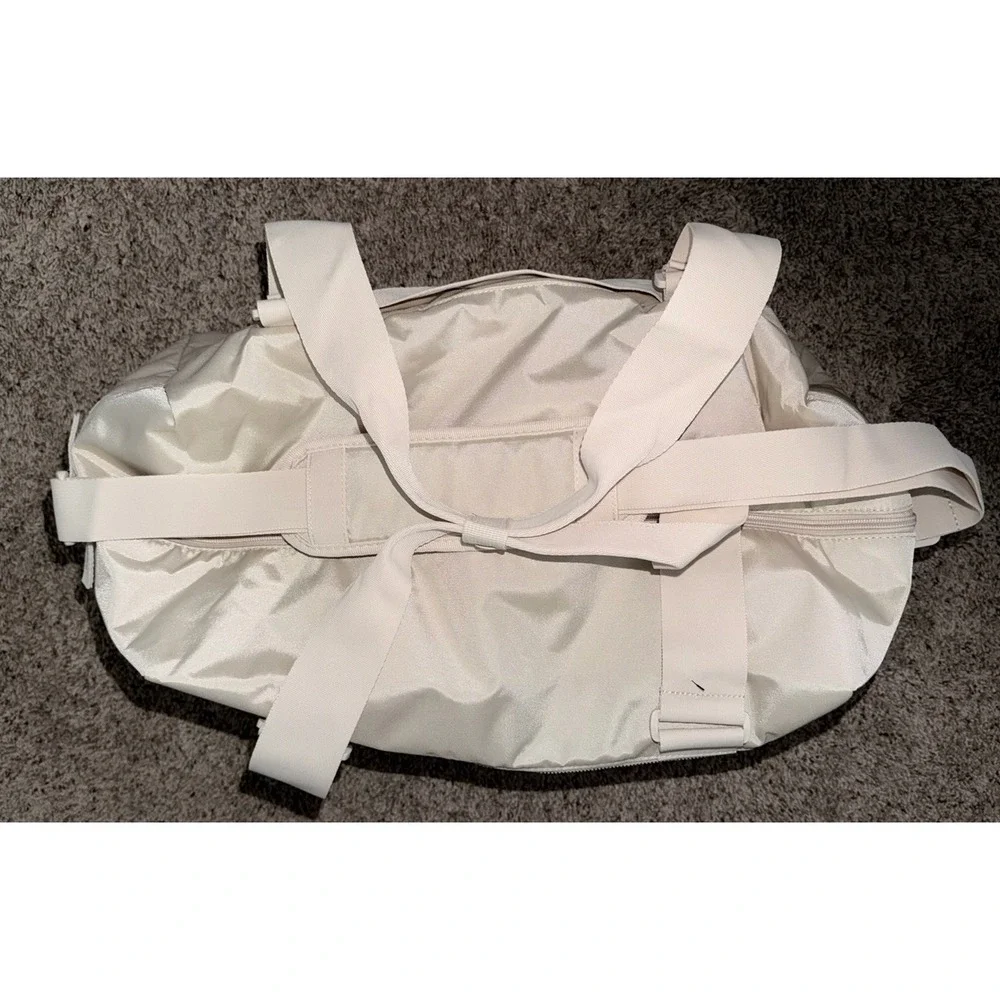 adidas Alumina / Beige‎ Unisex Lounge Duffel (5158448) NWT